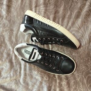 MOSCHINO sneakers